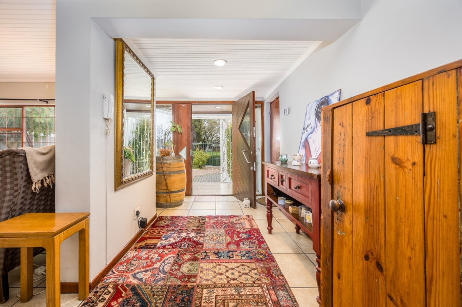 To Let 3 Bedroom Property for Rent in Kenridge Western Cape